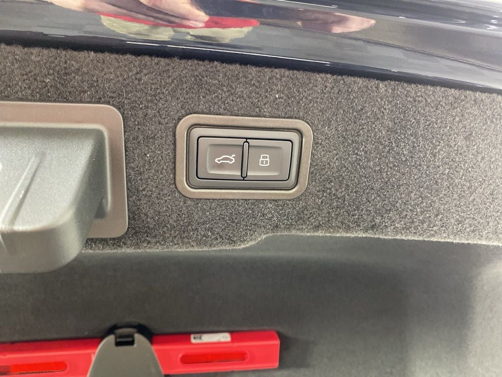 2025 Audi A8 L 55 quattro