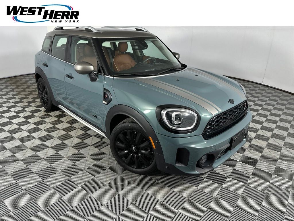 2024 MINI Cooper S Countryman Iconic