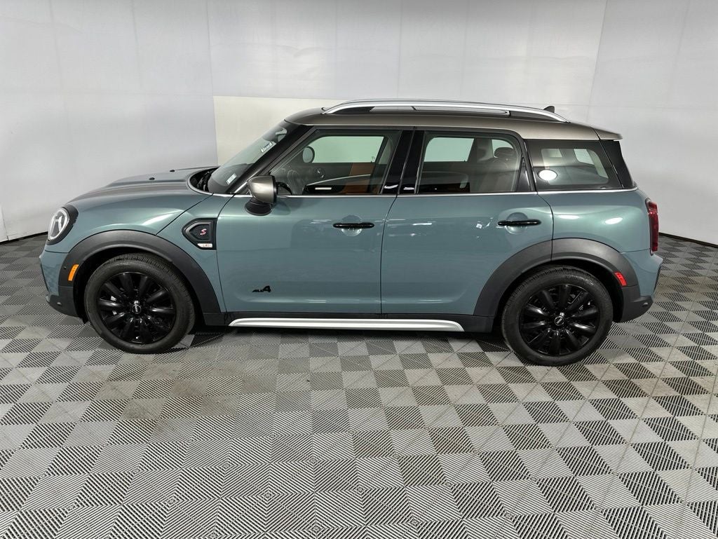2024 MINI Cooper S Countryman Iconic