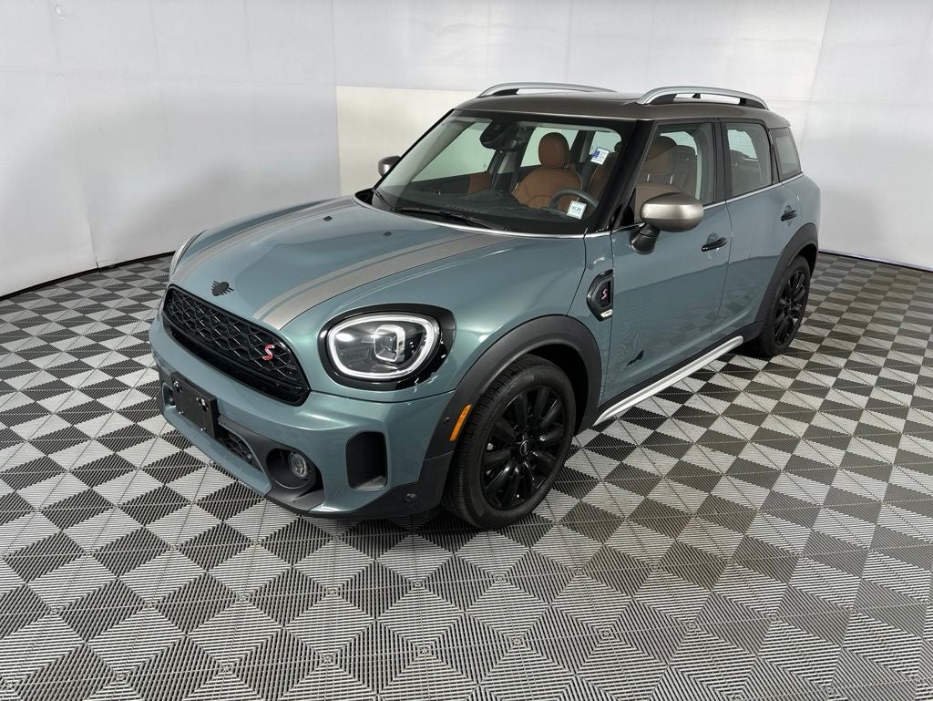 2024 MINI Cooper S Countryman Iconic