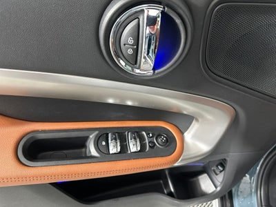 2024 MINI Cooper S Countryman Iconic