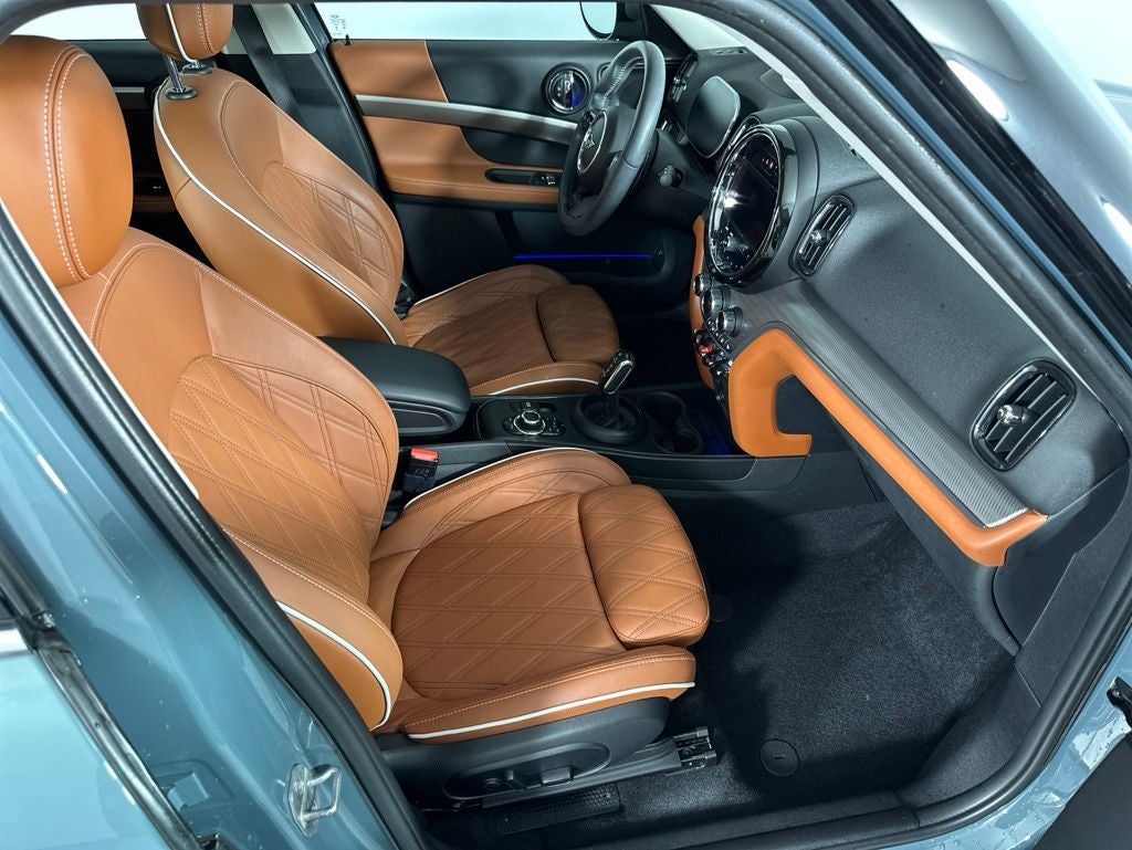 2024 MINI Cooper S Countryman Iconic