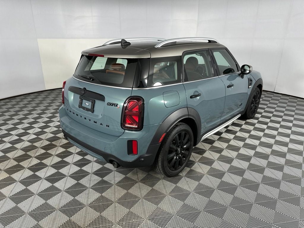 2024 MINI Cooper S Countryman Iconic