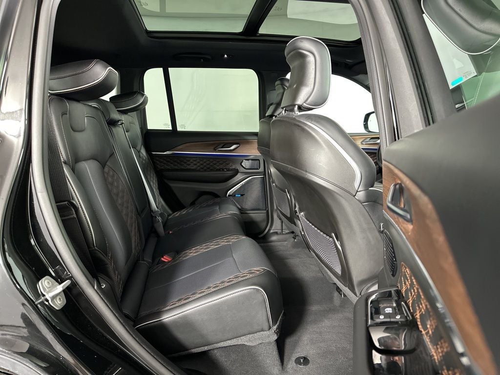 2022 Jeep Grand Cherokee Summit 4xe