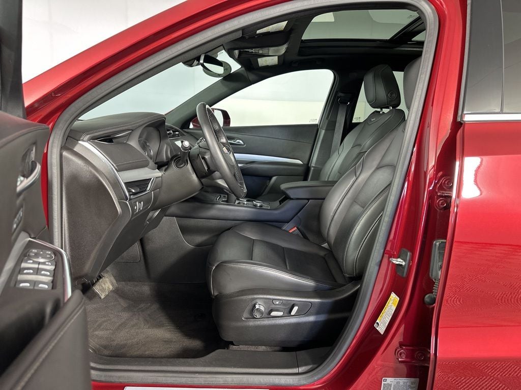 2020 Cadillac XT4 Premium Luxury