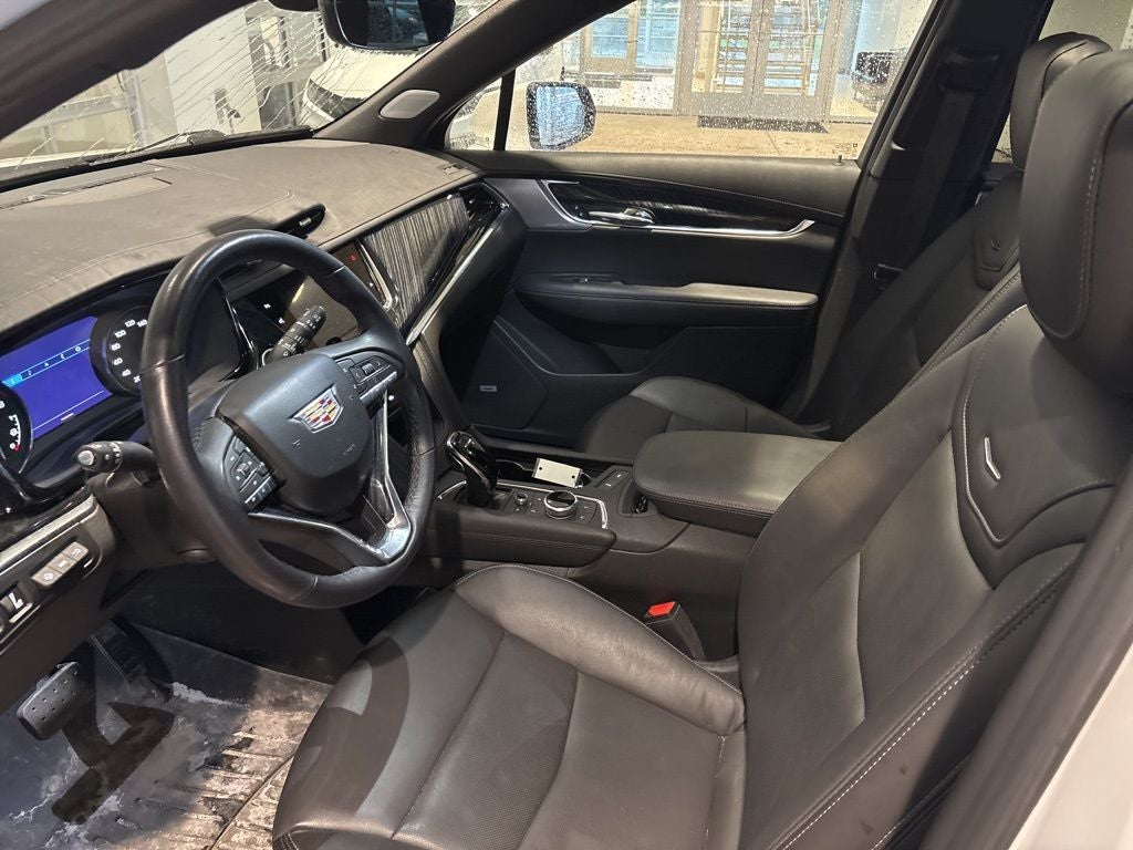 2023 Cadillac XT6 Premium Luxury