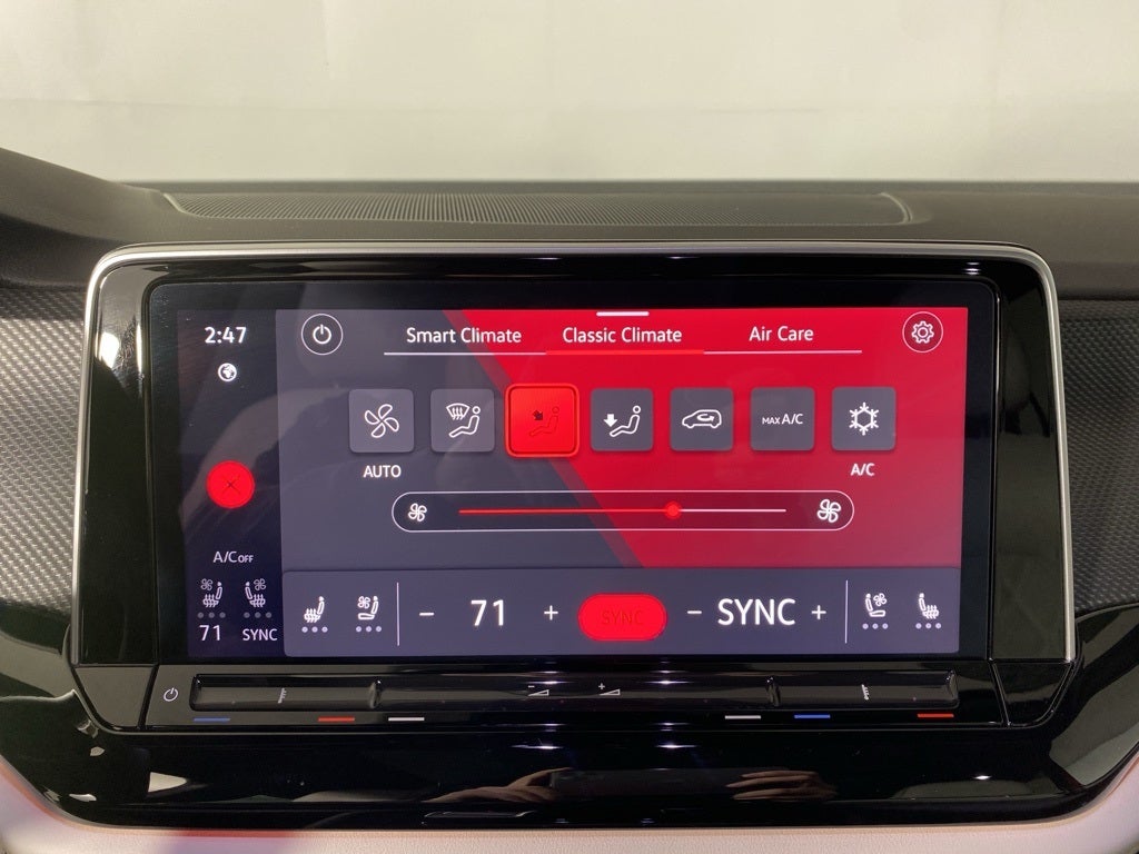 2025 Volkswagen Atlas Cross Sport 2.0T SEL Premium R-Line