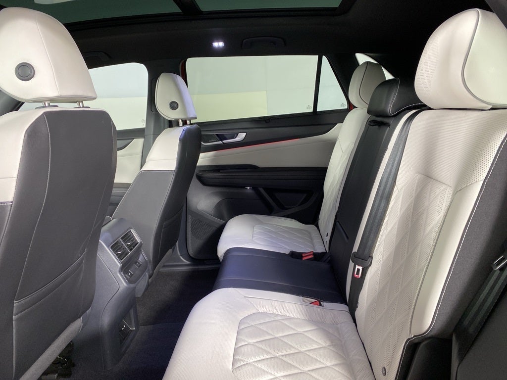 2025 Volkswagen Atlas Cross Sport 2.0T SEL Premium R-Line