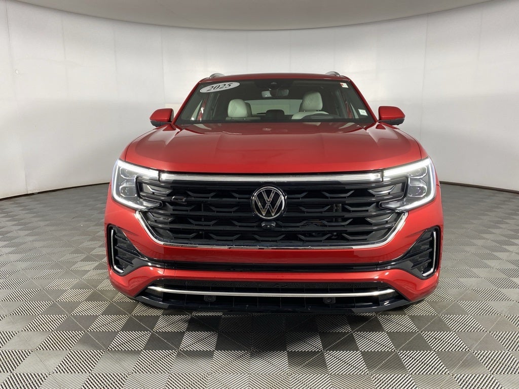 2025 Volkswagen Atlas Cross Sport 2.0T SEL Premium R-Line
