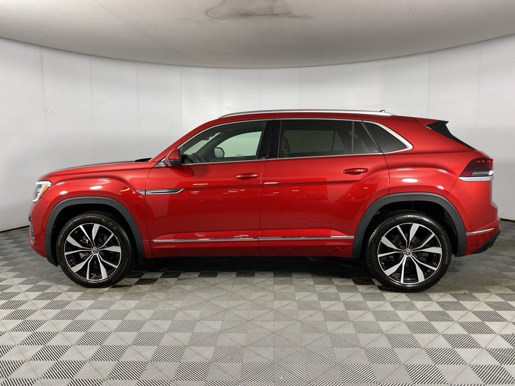 2025 Volkswagen Atlas Cross Sport 2.0T SEL Premium R-Line