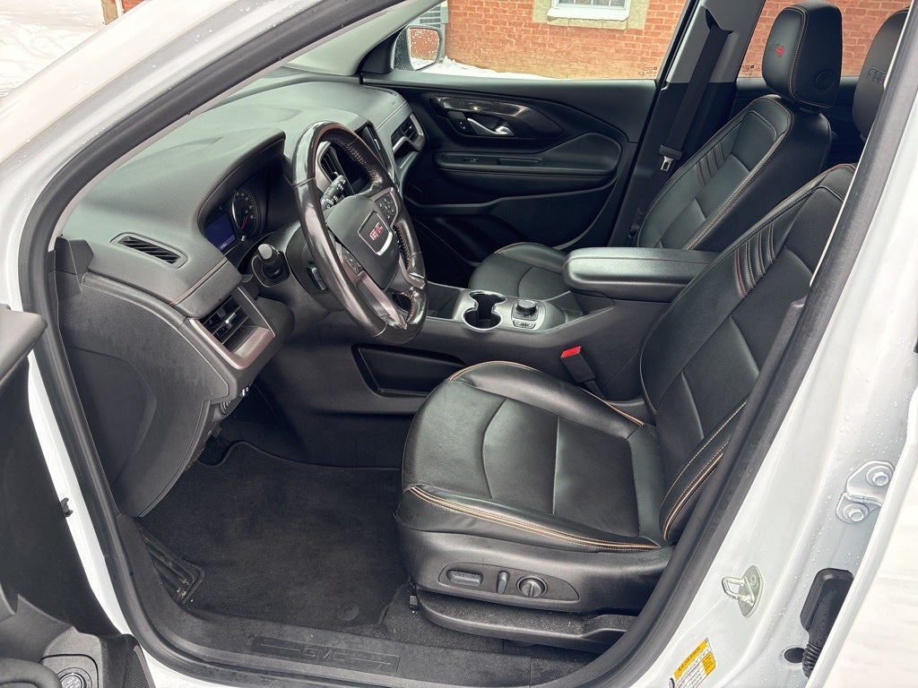 2022 GMC Terrain AT4