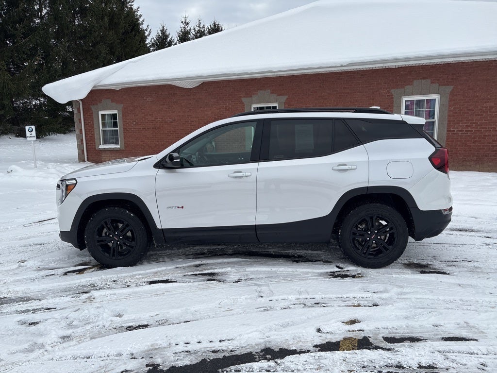 2022 GMC Terrain AT4