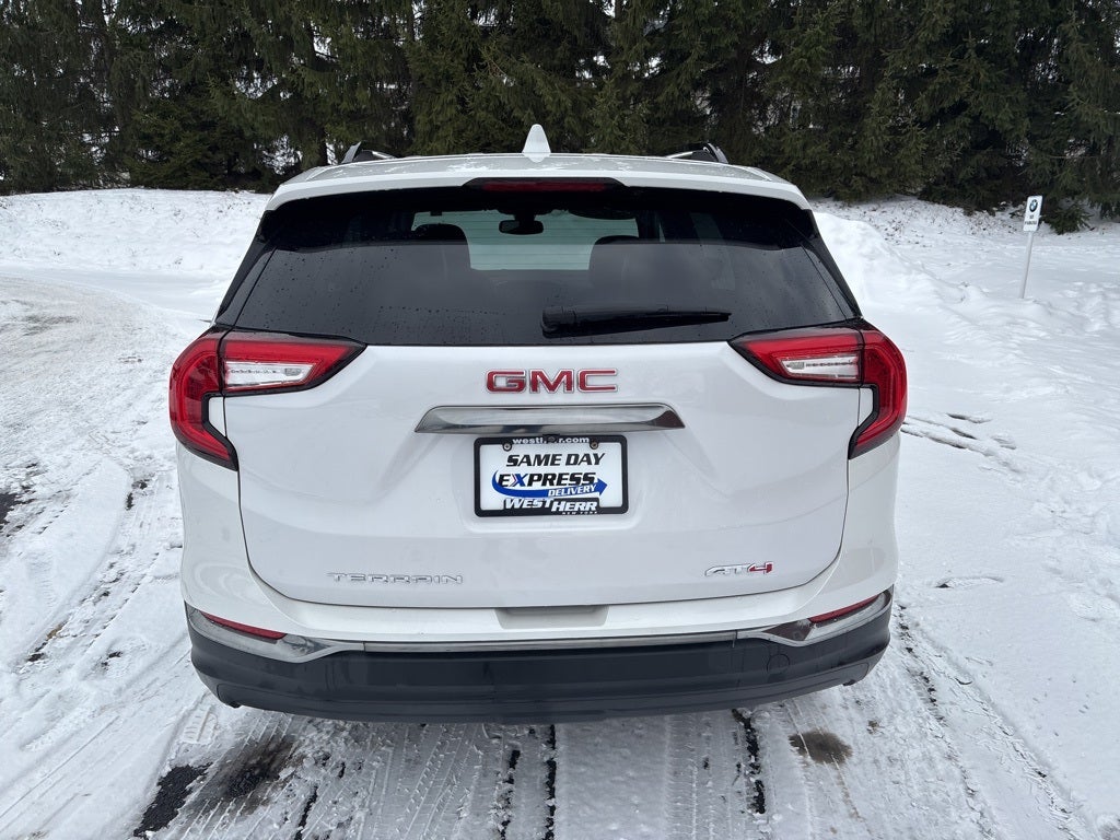2022 GMC Terrain AT4