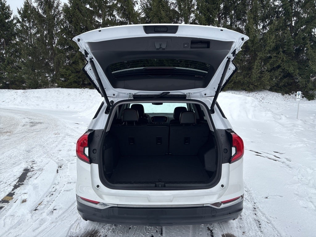 2022 GMC Terrain AT4