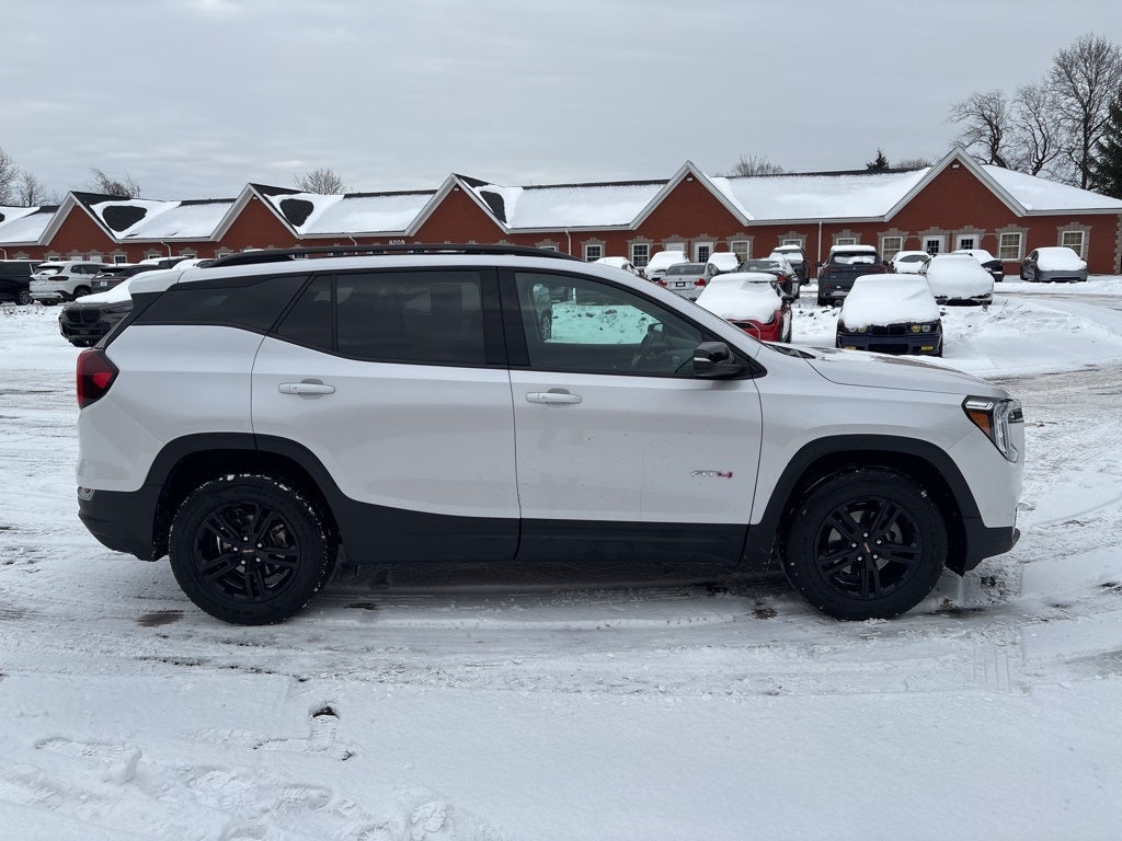 2022 GMC Terrain AT4