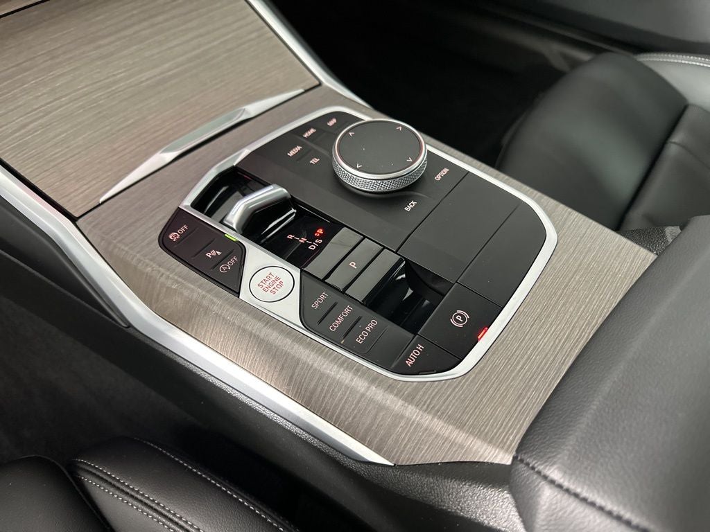 2025 BMW 3 Series 330i xDrive