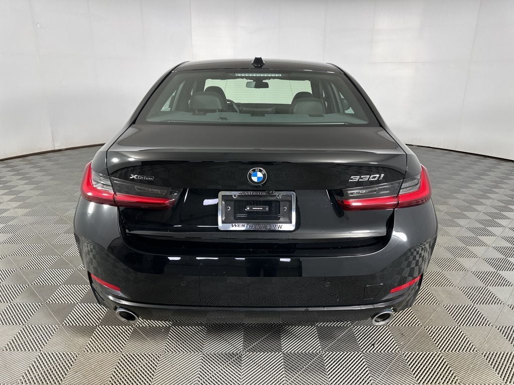 2025 BMW 3 Series 330i xDrive