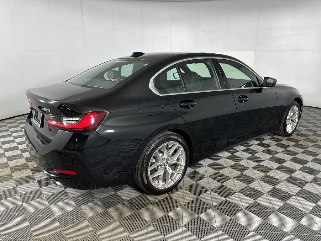 2025 BMW 3 Series 330i xDrive