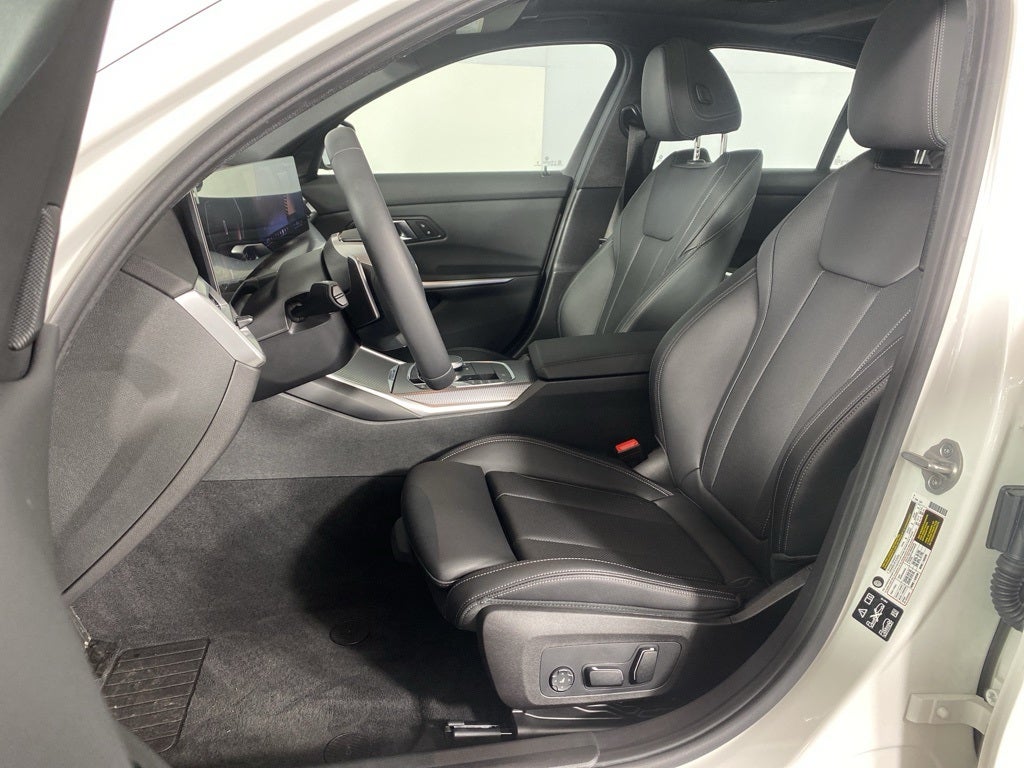2025 BMW 3 Series 330i xDrive