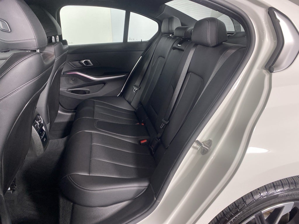2025 BMW 3 Series 330i xDrive