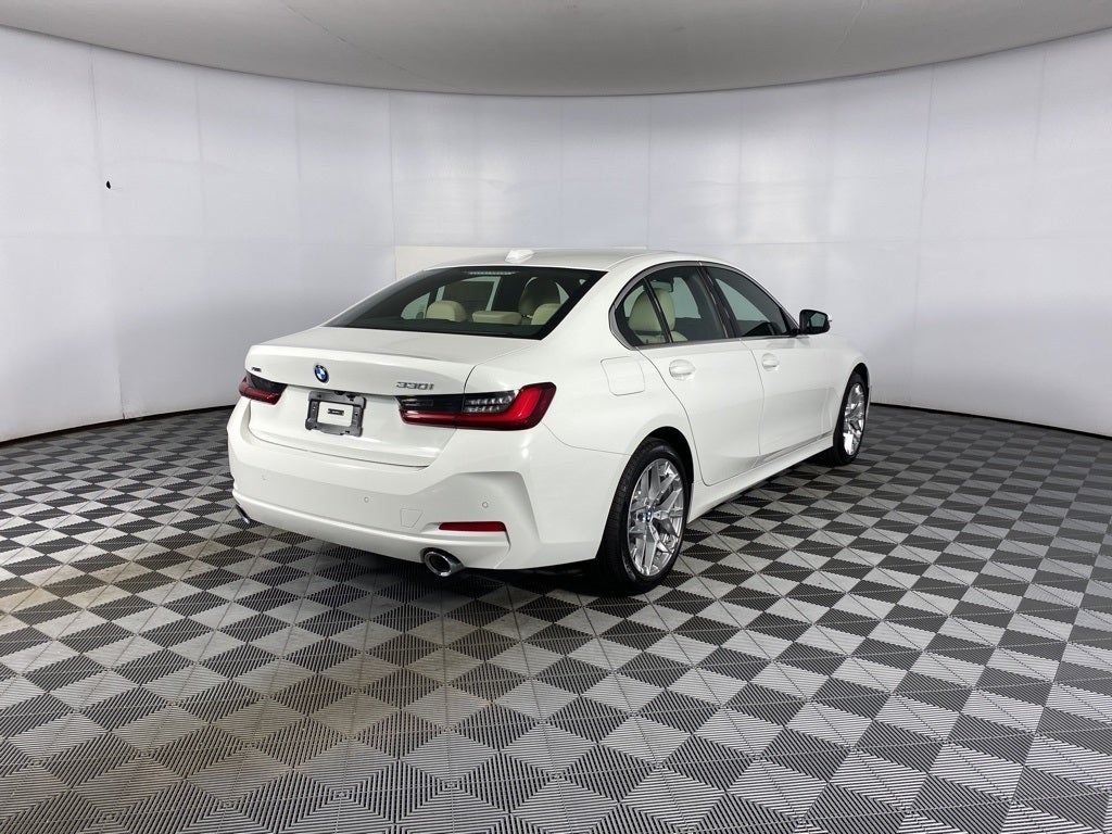 2025 BMW 3 Series 330i xDrive