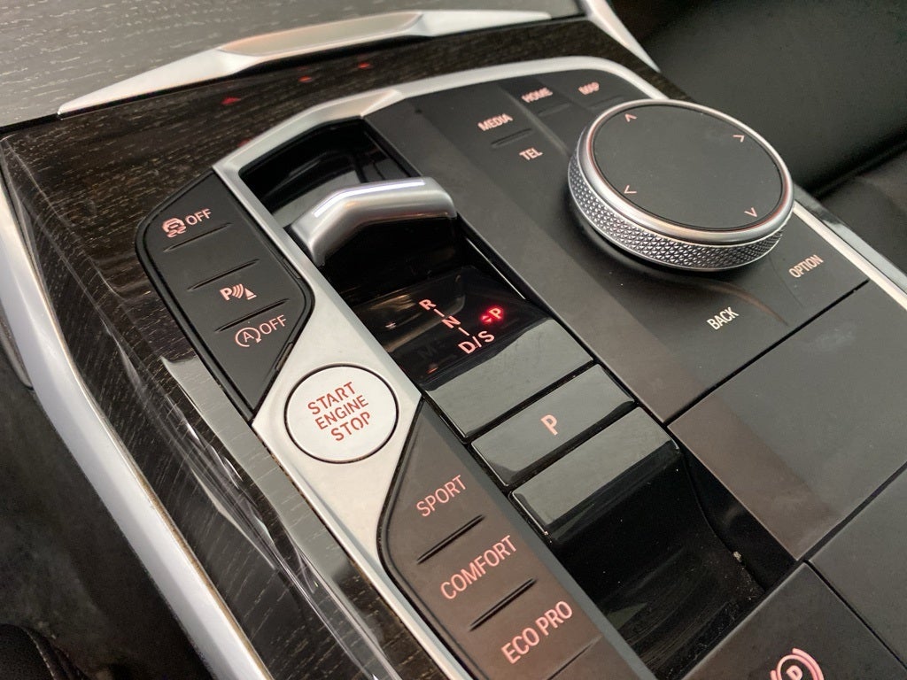 2023 BMW 3 Series 330i xDrive