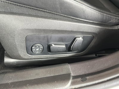 2024 BMW 3 Series 330i xDrive