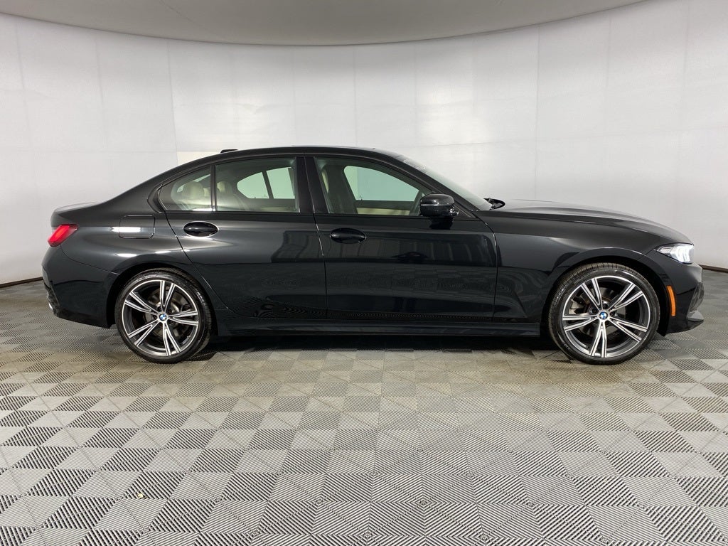 2023 BMW 3 Series 330i xDrive