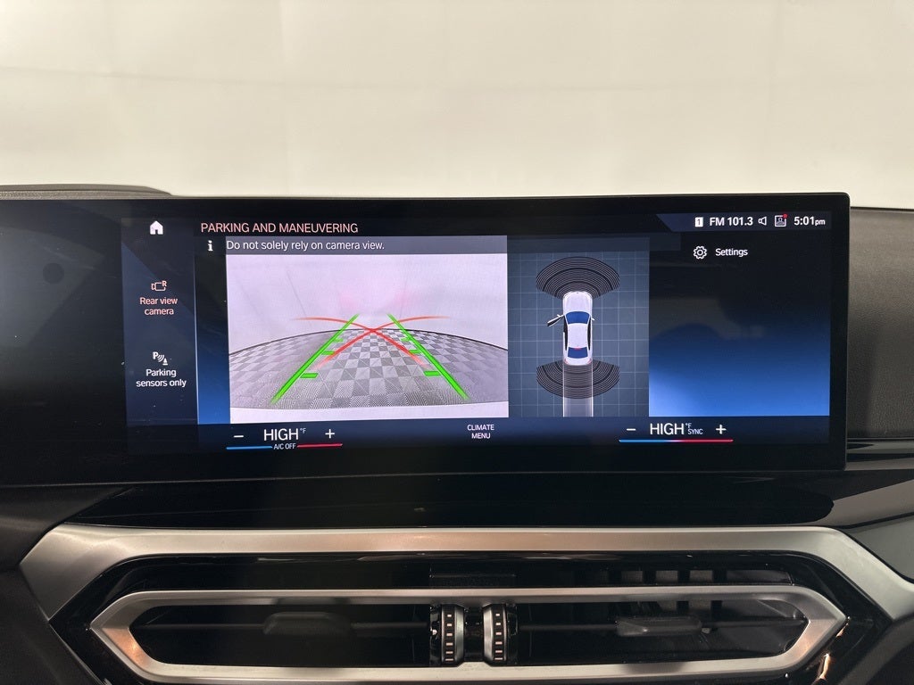 2024 BMW 3 Series 330i xDrive