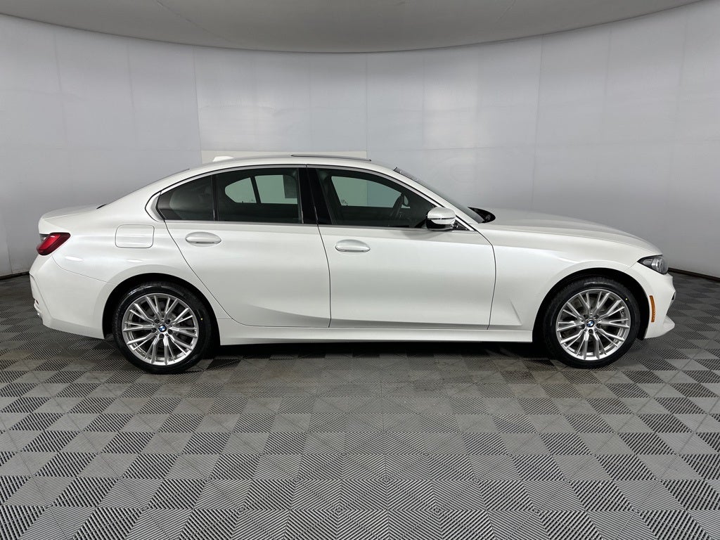 2024 BMW 3 Series 330i xDrive