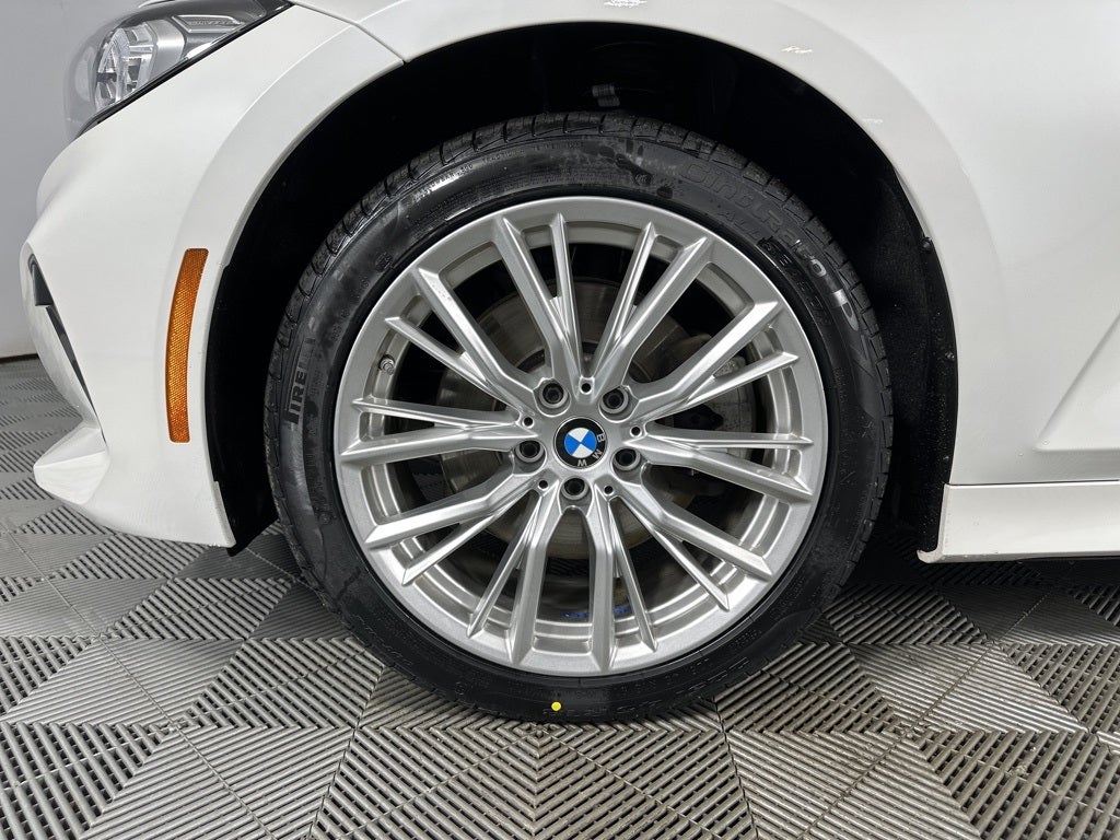 2024 BMW 3 Series 330i xDrive