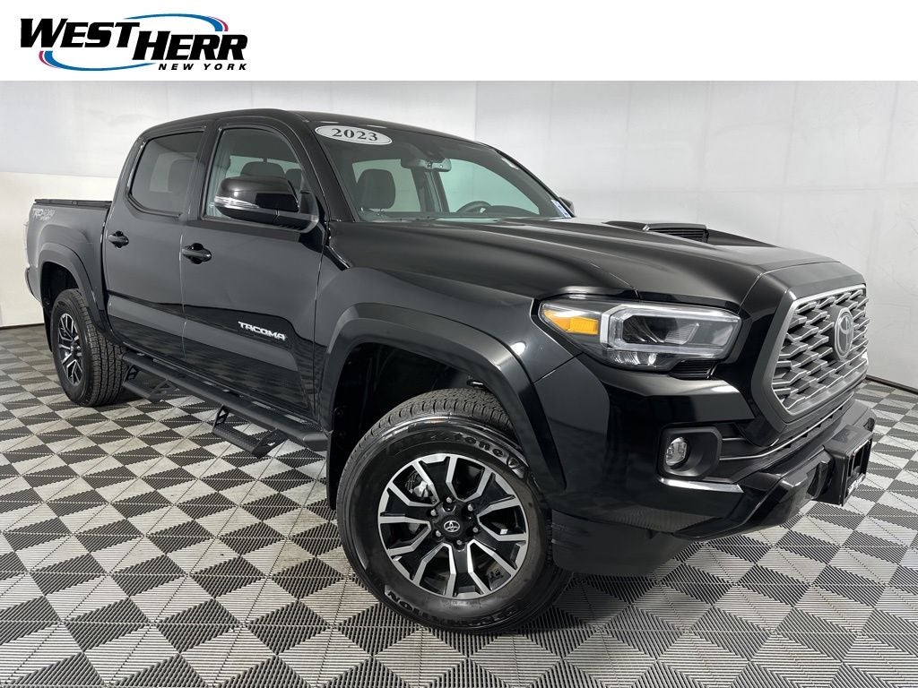 2023 Toyota Tacoma TRD Sport V6