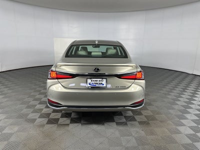 2023 Lexus ES 250