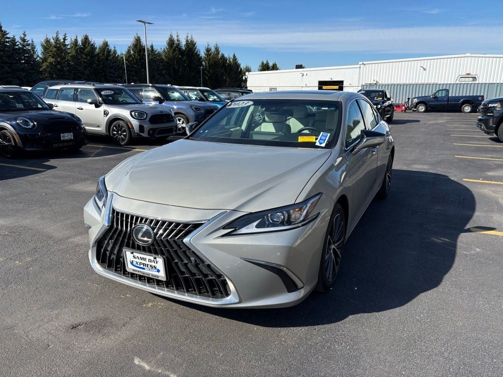 2023 Lexus ES 250