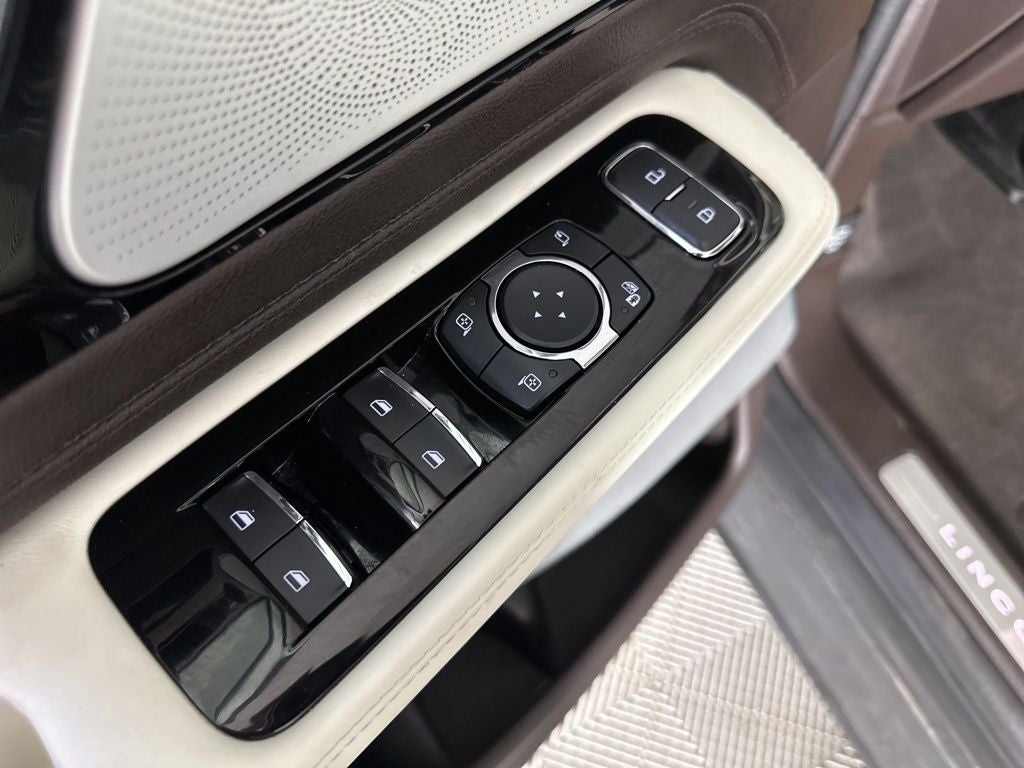 2024 Lincoln Aviator Black Label