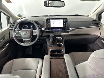 2021 Toyota Sienna XLE 7 Passenger