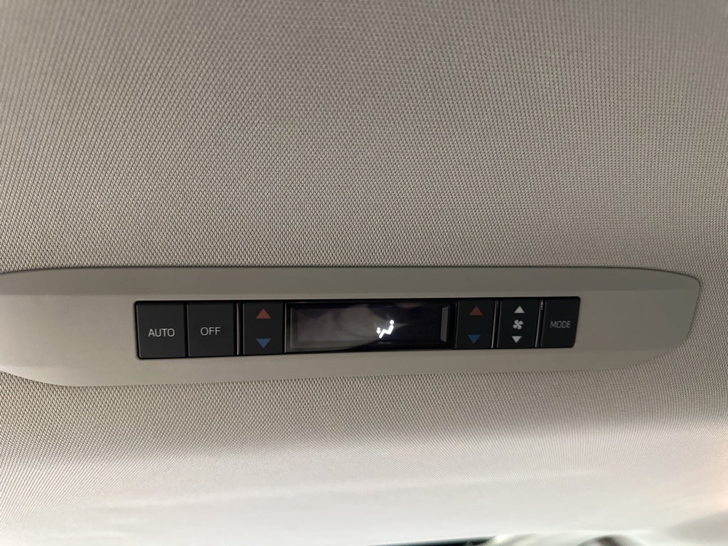 2021 Toyota Sienna XLE 7 Passenger
