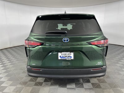 2021 Toyota Sienna XLE 7 Passenger