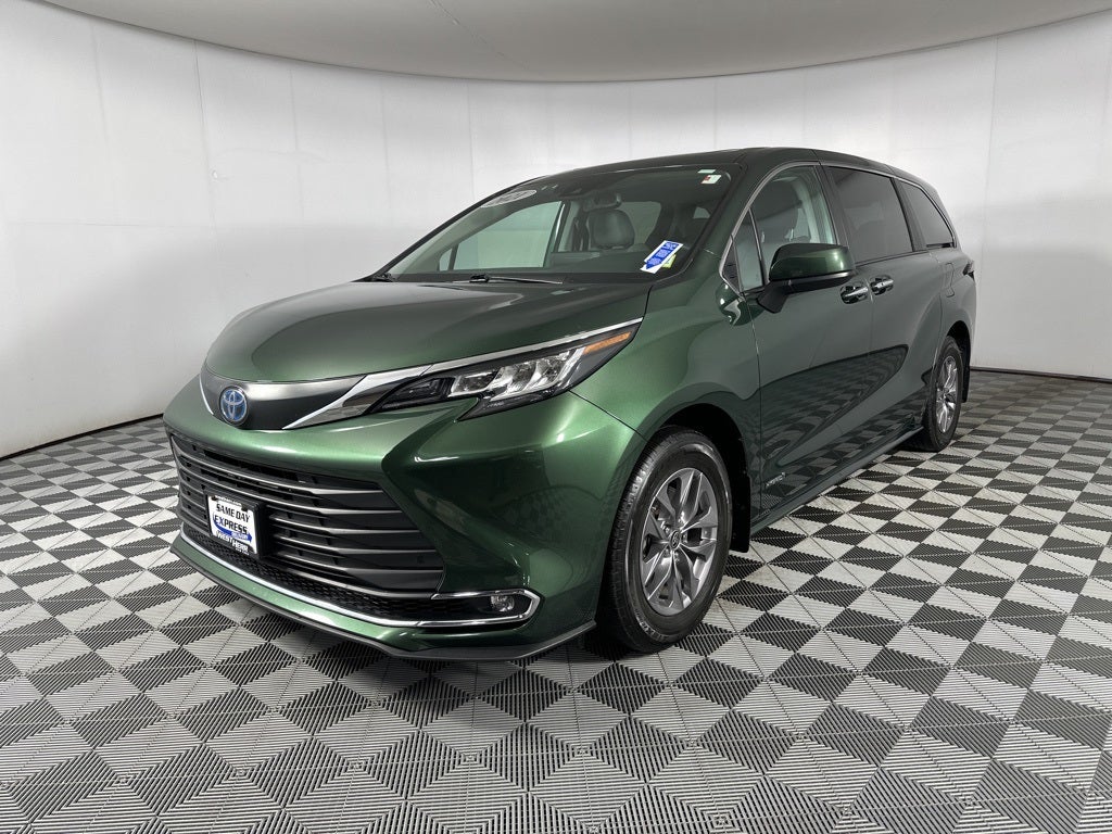 2021 Toyota Sienna XLE 7 Passenger