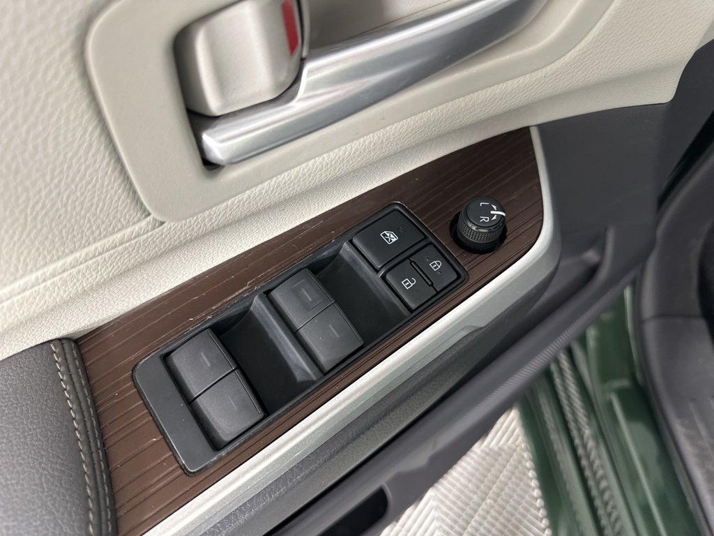 2021 Toyota Sienna XLE 7 Passenger