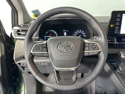 2021 Toyota Sienna XLE 7 Passenger