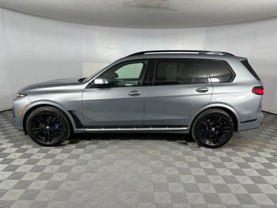 2025 BMW X7 xDrive40i