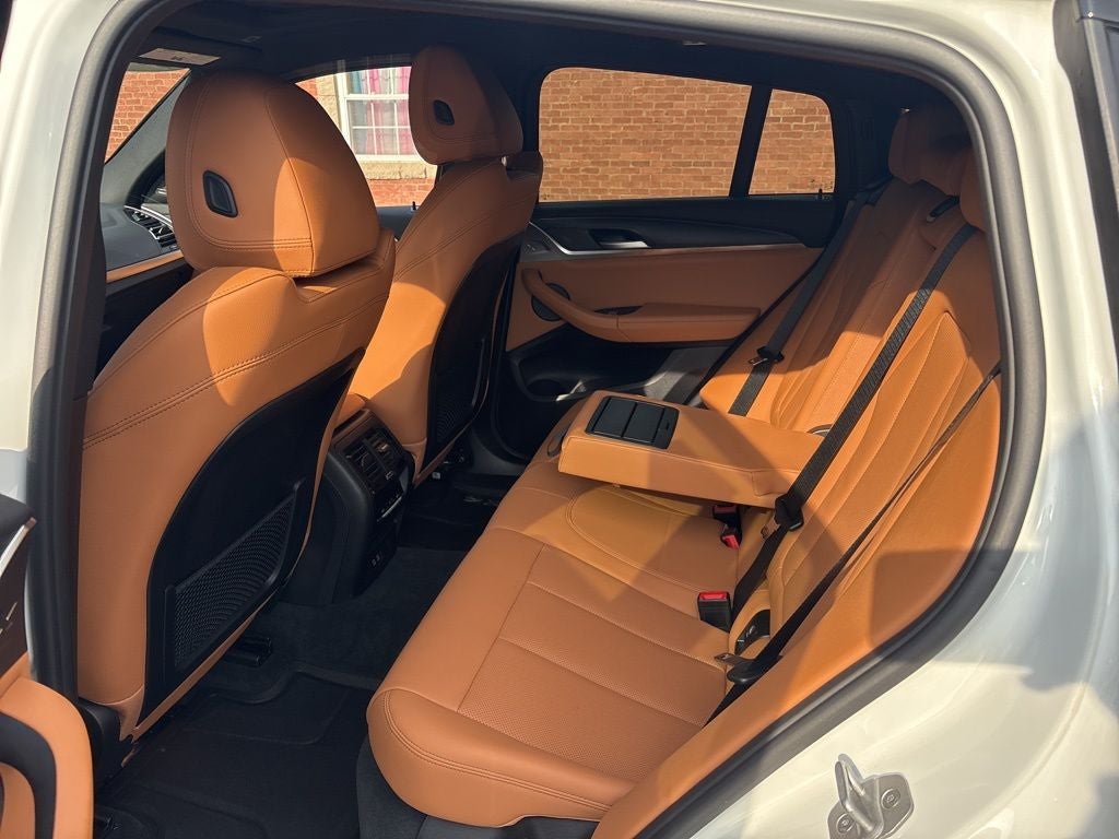 2025 BMW X4 xDrive30i