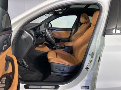 2025 BMW X4 xDrive30i