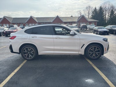 2025 BMW X4 xDrive30i