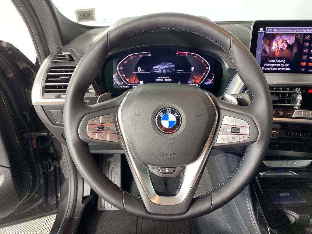 2025 BMW X4 xDrive30i