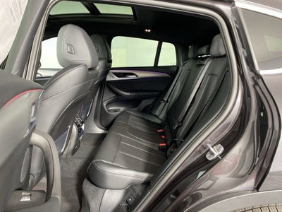 2025 BMW X4 xDrive30i