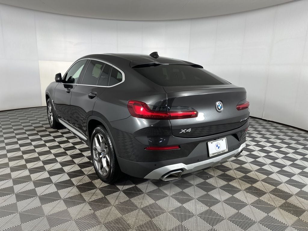 2025 BMW X4 xDrive30i