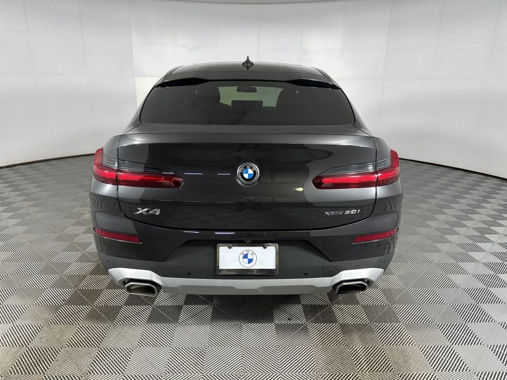 2025 BMW X4 xDrive30i
