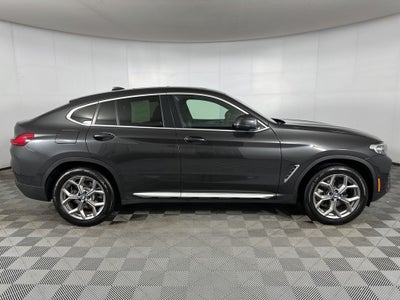 2025 BMW X4 xDrive30i